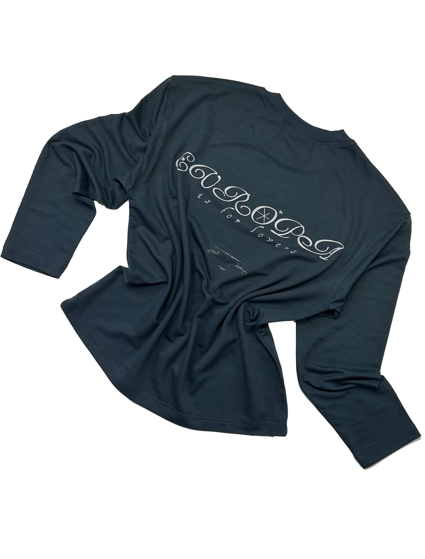 𝐸𝒰𝑅𝒪𝒫𝒜 longsleeve