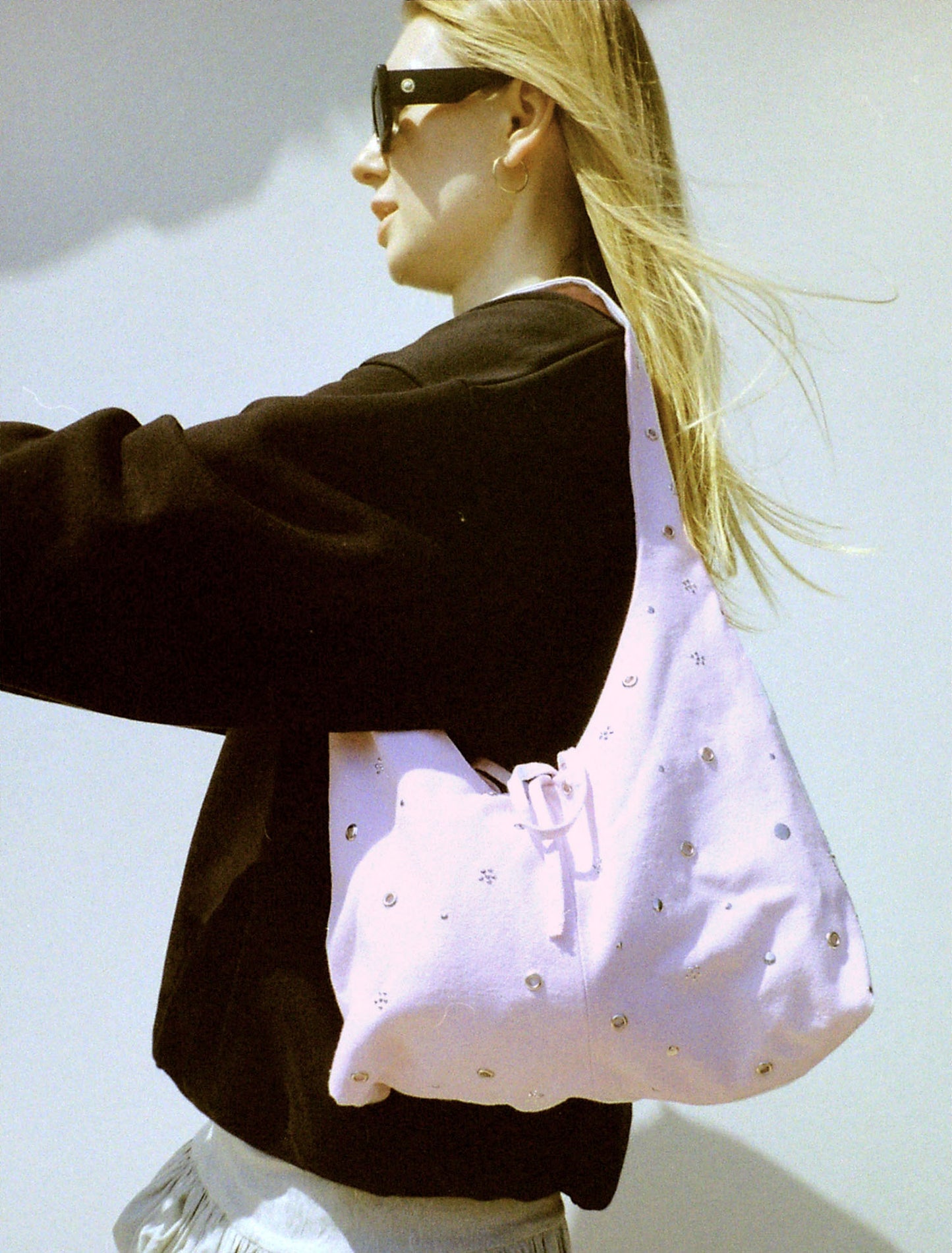 Daisy light pink tote bag