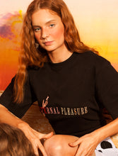 Załaduj obraz do przeglądarki galerii, Lust for eternal pleasure t-shirt
