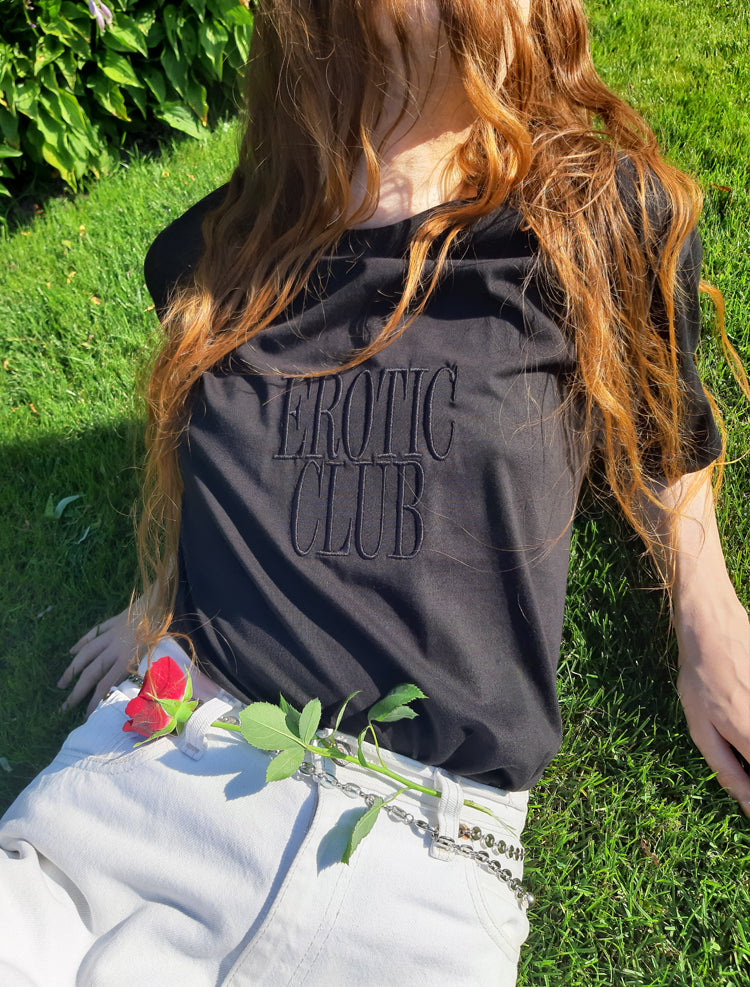 CLUB T-SHIRT