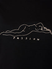 Załaduj obraz do przeglądarki galerii, Passion t-shirt
